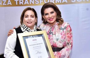 Lorenia Valles destaca compromiso de la 4T con maestras y maestros en Sonora