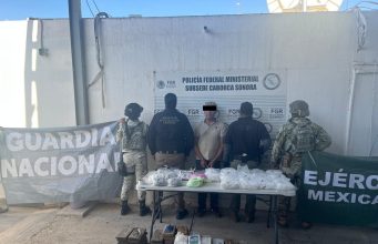 Guardia Nacional y Ejército Mexicano aseguran más de 102 kilos de droga y armamento en Sonora