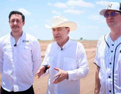 Durazo supervisa Viviendas del Bienestar en Navojoa; promete entregar 20 mil casas antes de concluir su gobierno