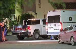 Investigan muerte de pareja hallada en auto en Hermosillo; apuntan a intoxicación accidental