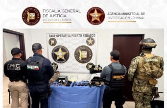 Aseguran más de 800 dosis de droga y equipo táctico en cateo en Puerto Peñasco