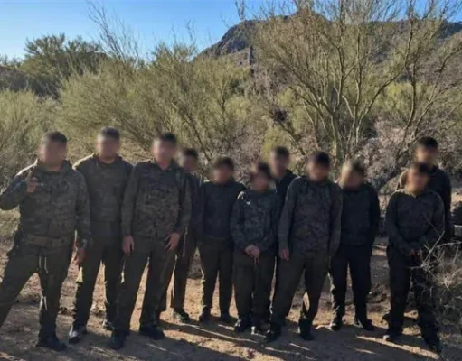 Interceptan a 12 migrantes en Nogales durante operativo de seguridad en la frontera