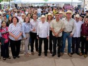 Gobernador Durazo acerca gobierno, becas y apoyos a comunidades del noroeste de Sonora