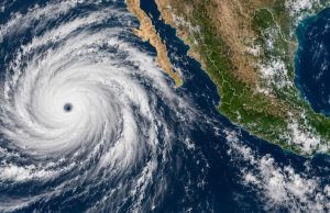 HuracánPolo se acerca a Sonora; trayectoria se ajusta hacia Hermosillo