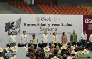 Claudia Sheinbaum presenta informe en Sonora; confía en reforma para prohibir doble nacionalidad a presidentes