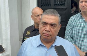 En Sonora, Dr. Maximiano Verduzco se entrega a la justicia tras más de cuatro meses prófugo por caso de sueros vitaminados